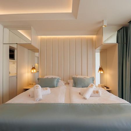 Gold Wave Apartments Шіофок Екстер'єр фото