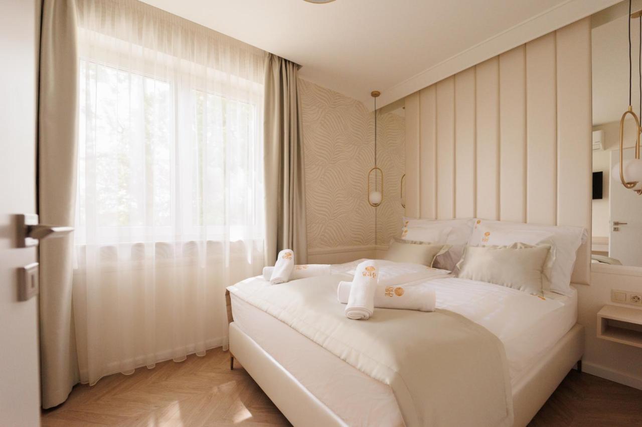 Gold Wave Apartments Шіофок Екстер'єр фото