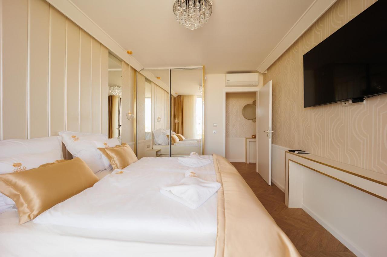 Gold Wave Apartments Шіофок Екстер'єр фото