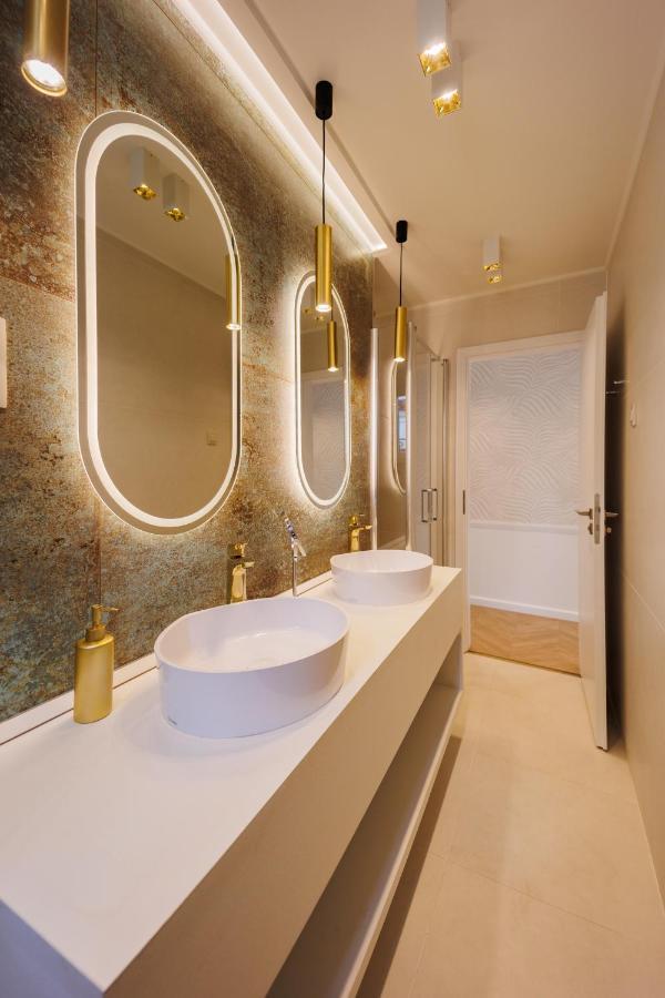 Gold Wave Apartments Шіофок Екстер'єр фото