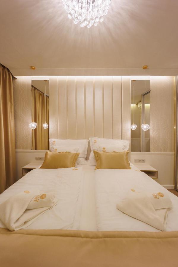 Gold Wave Apartments Шіофок Екстер'єр фото