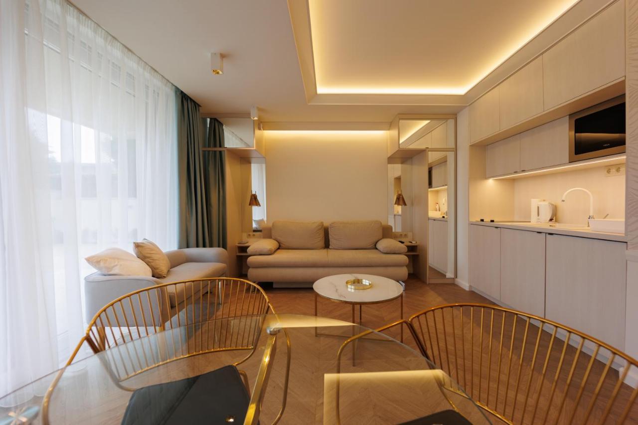 Gold Wave Apartments Шіофок Екстер'єр фото