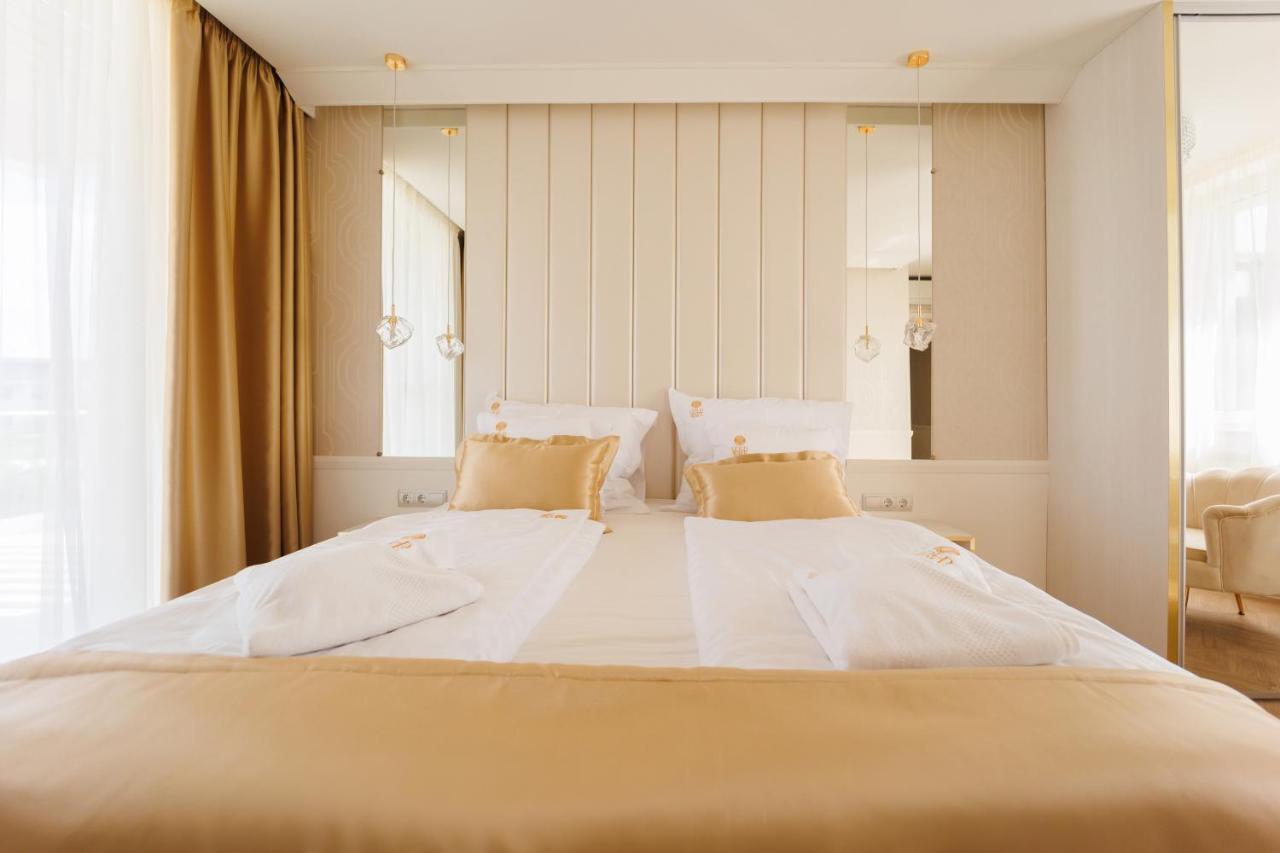 Gold Wave Apartments Шіофок Екстер'єр фото